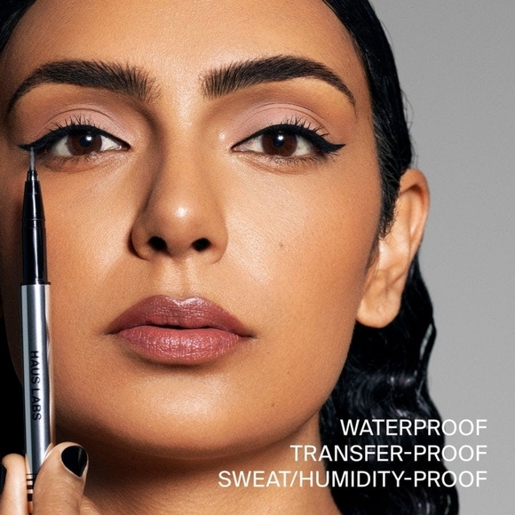 HAUS LABS Clear Cut Liquid Eyeliner By Lady Gaga Black Onyx - Picture 7 of 12